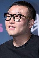 Jung Byung-gil as Passersby in Bandhobi 2009