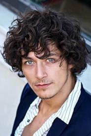 Noah Saavedra as Egon Schiele in Egon Schiele: Death and the Maiden 2016