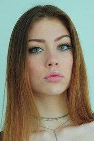 Kandace Kale as Jackie in Super Hot 2021