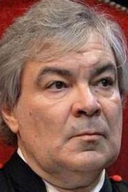 Bernard Dauchot as Le juge in After Love 2016