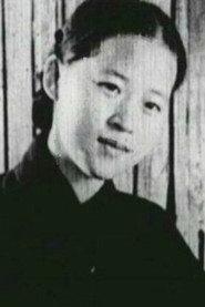 Lee Young-ae as Choi Yang-chun in A Public Prosecutor and a Teacher 1948