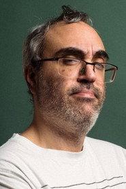 Ariel Waysman as Psychologist in The Closed Notebook 2014