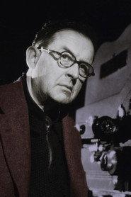 Alberto Cavalcanti as Astronomer in Lettres de Stalingrad 1969