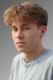 Julien Fayeulle as Ollie in Permanent Green Light 2019