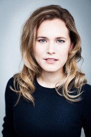 Eloïse Tanguay Simard as Sophie in Pepper 2014