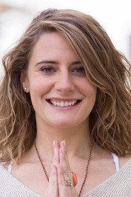 Javiera Hernández as Astrid in Vidas recicladas 2021