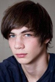 Barthélémy Guillemard as Léo in I'm Going Home To Mum 2012