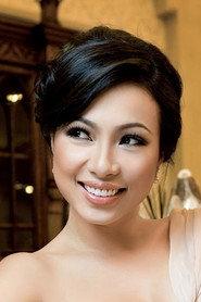 Ngô Mỹ Uyên as Phụng Càn Chí Lý hoàng hậu in The Prince and the Pagoda Boy 2010