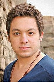 Hassan El Kholaey as مطرب in You're My Only Lover 2019