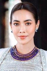 Moe Hay Ko as Shin Nyein in Love House 2028 2015