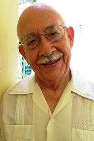 Santos Nazario as  in El cuento inolvidable de la abuela 2002