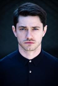 Josia Krug as Kenny Holloway in Rosamunde Pilcher: Jahrestag 2025