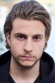 Philip Andrew Truempi as Jim in Die Liebe deines Lebens 2018