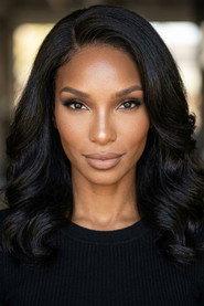 Adara Pemberton as Evie in Offline 2015