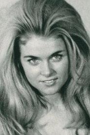 Isabella Kaliff as Tina, Stefans flickvän in Dirty Fingers 1973