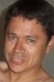 Erasmo Olivera as (Segmento: Ojos de fuego) in Historias Breves 1 1995