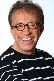 Moacyr Franco as Olavo in Como Se Tornar o Pior Aluno da Escola 2017