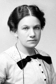 Maria Schildknecht as Johanna Björk, Sofi’s sister in The Girls' Alfred 1935