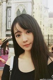杨青霖 as 林知夏 in Bunshinsaba vs Sadako 2016