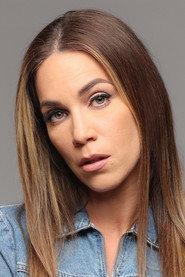 Katerina Stikoudi as Σάρον "Χάιδω" Μανωλάκου in The treasure 2017