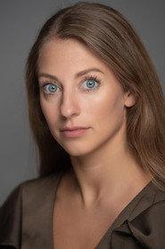 Lucy Hoogstraten as Crying Woman in London Picture