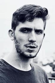 Gianco Romero as Gianco "The Ratcatcher" in La Ratonera 2020