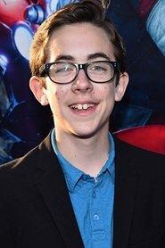 Augie Isaac as Luke Jacobus in The Sky Is Everywhere 2022