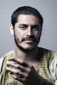 Criolo as Himself in Criolo & Emicida - Ao Vivo 2013