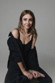 Simoné Pretorius as Amy in A Safari Romance 2023