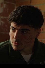 Víctor Manuel López as Rubén in CANOPOS 2025