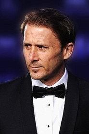 Gaizka Mendieta as Self in Valencia CF, 90 anys de sentiment 2009