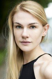 Eleanor Williams as Kate in Single Salma 2025