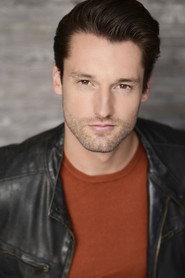 David Wunderlich as Surfer in American Messenger 2015