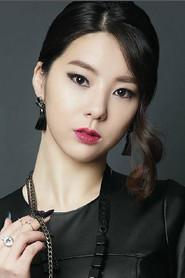 Han Da-eun as in Girl Wrighter 2023