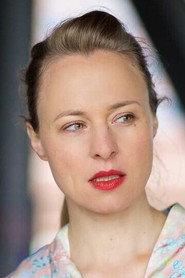 Katja Danowski as Zarah in Ganz nah bei Dir 2009