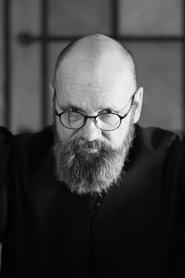 Holger Senzel as Prof. August Odermatt in Freud 2024
