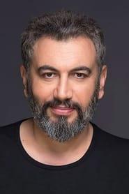 Ali Savaşçı as Fatih in Eyyvah Eyvah 2010