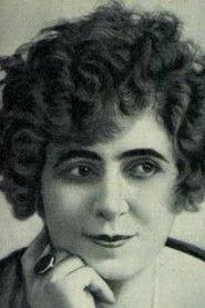 Renée Carl as in The Toledo Chest 1914