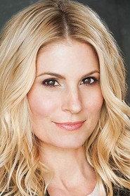 Alesha Rucci as Sydney Stevens in Pandemic 2009