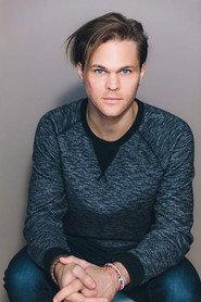 Matthew James Ballinger as Shamus in Pull Out 2022