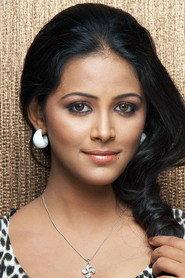 Subiksha as Shamila in Ninaithathu Yaaro 2014