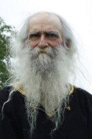 Nick Angelou as Bandit in Praetorian 2022