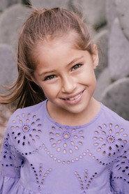 Carolina Perezcano as Renata in Bataca 2024