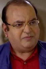 Shahnawaz Pradhan as Irani in Chal Pichchur Banate Hain 2012