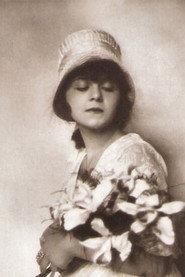 Ria Jende as in Die Pantherbraut 1919