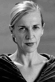 Mathilde Monnier as Isabelle in 21 Nights with Pattie 2015