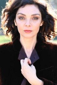 Marina Remi as Betta in L'aria del lago