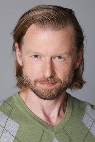 Erik Walker Neill as Customer in Turbo Cola 2022