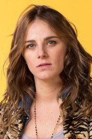 Bárbara Ruiz-Tagle as Leonor in Broken Panties 2018