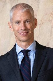 Franck Riester as Self : Député « Ensemble pour la République » in Homos en politique, le dire ou pas ? 2025